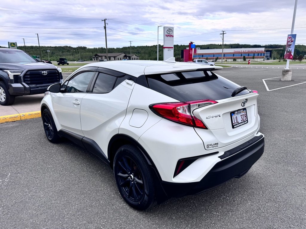 2018 Toyota C-HR XLE in Grand Falls, New Brunswick - 5 - w1024h768px