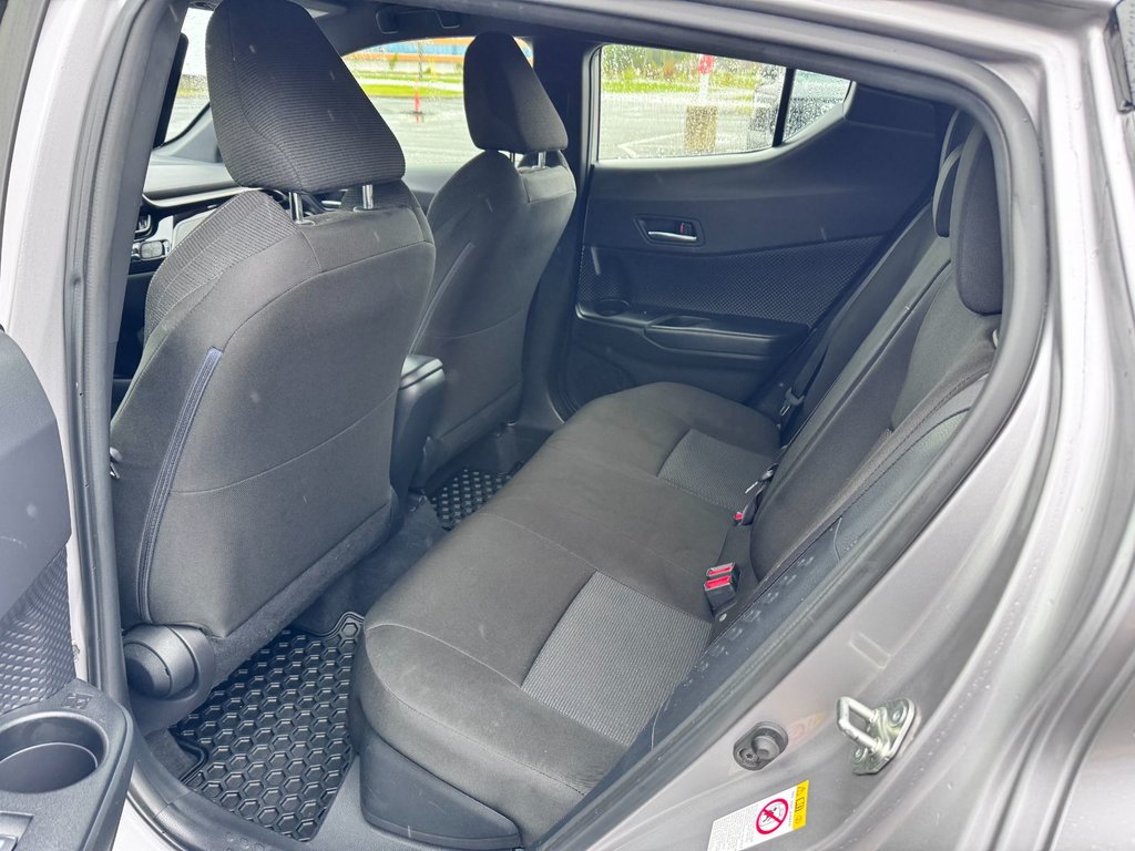 2019 Toyota C-HR XLE PREMIUM in Grand Falls, New Brunswick - 13 - w1024h768px