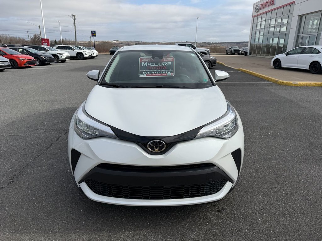 Toyota C-HR LE 2022 à Grand-Sault, Nouveau-Brunswick - 8 - w1024h768px