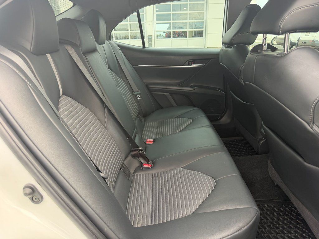 2020 Toyota Camry SE in Grand Falls, New Brunswick - 11 - w1024h768px