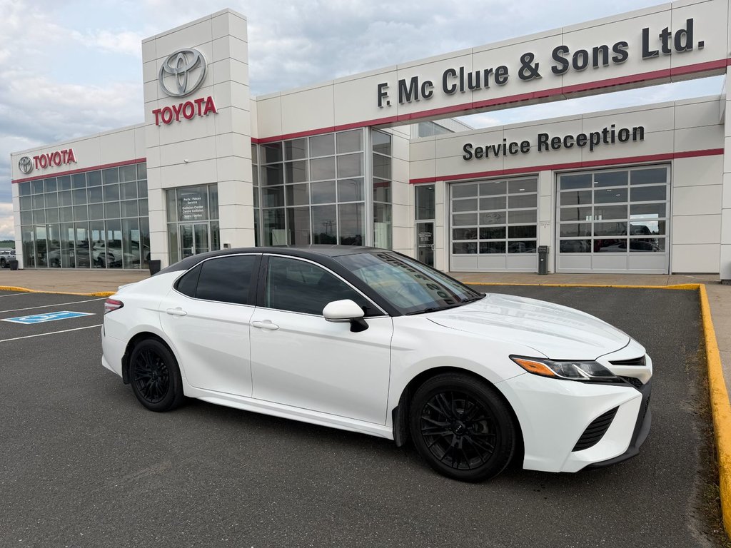 2020 Toyota Camry SE in Grand Falls, New Brunswick - 1 - w1024h768px