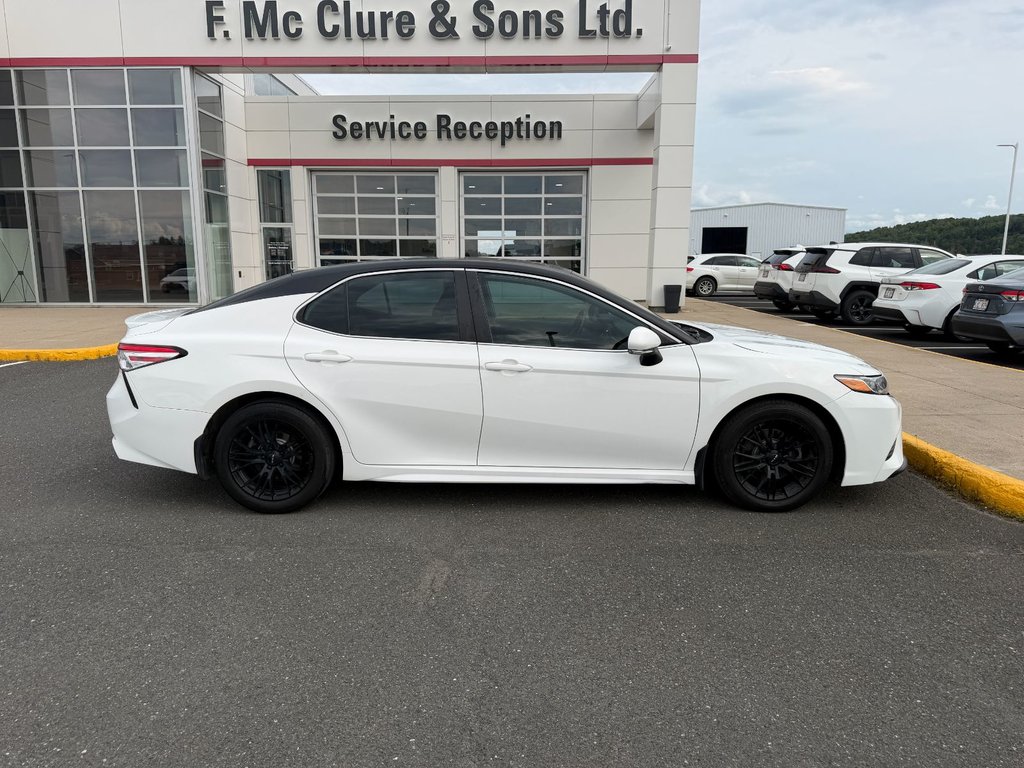 2020 Toyota Camry SE in Grand Falls, New Brunswick - 2 - w1024h768px