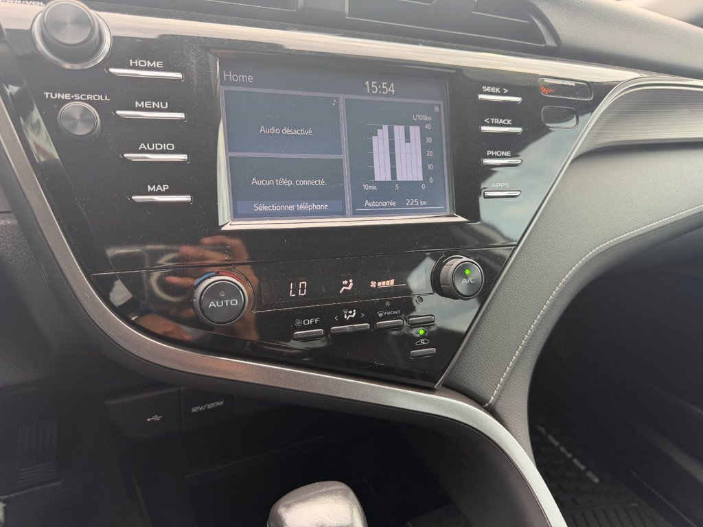 2020 Toyota Camry SE in Grand Falls, New Brunswick - 18 - w1024h768px