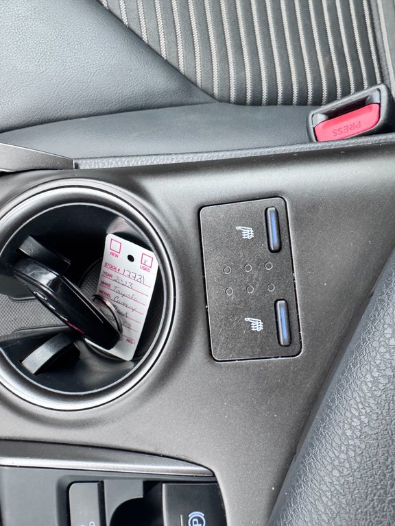 Toyota Camry SE 2023 à Grand-Sault, Nouveau-Brunswick - 18 - w1024h768px