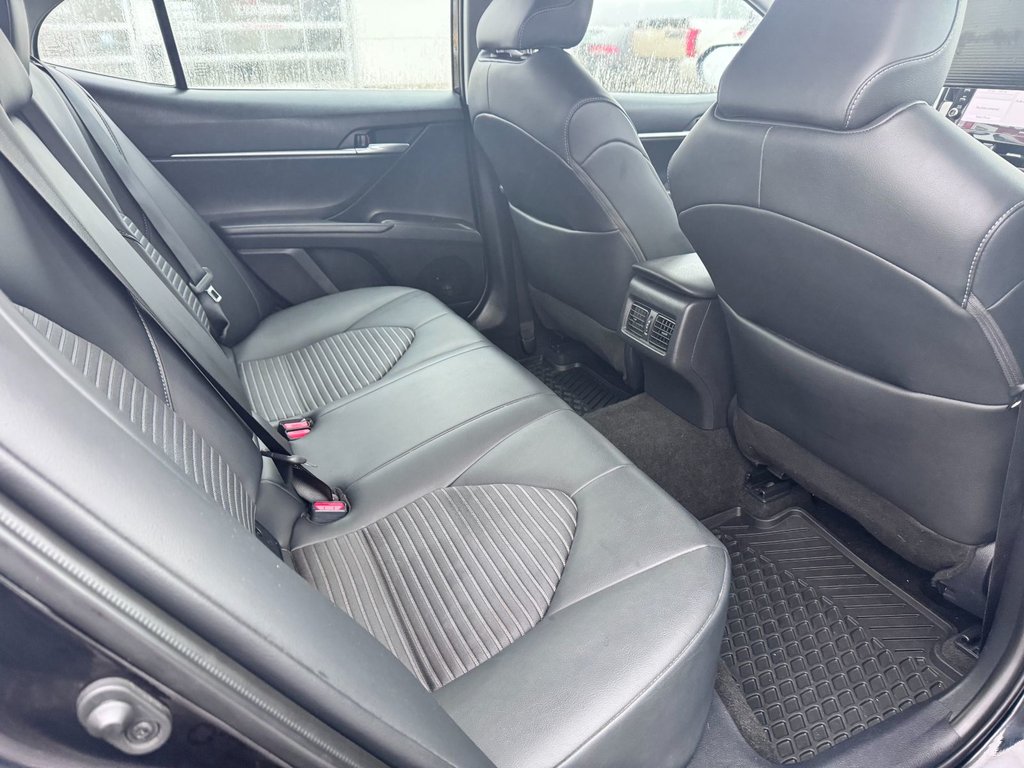 Toyota Camry SE 2023 à Grand-Sault, Nouveau-Brunswick - 9 - w1024h768px