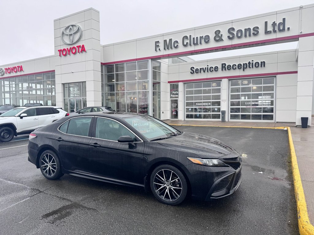 Toyota Camry SE 2023 à Grand-Sault, Nouveau-Brunswick - 20 - w1024h768px
