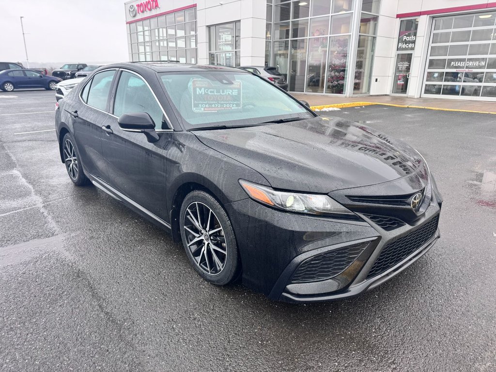 Toyota Camry SE 2023 à Grand-Sault, Nouveau-Brunswick - 7 - w1024h768px