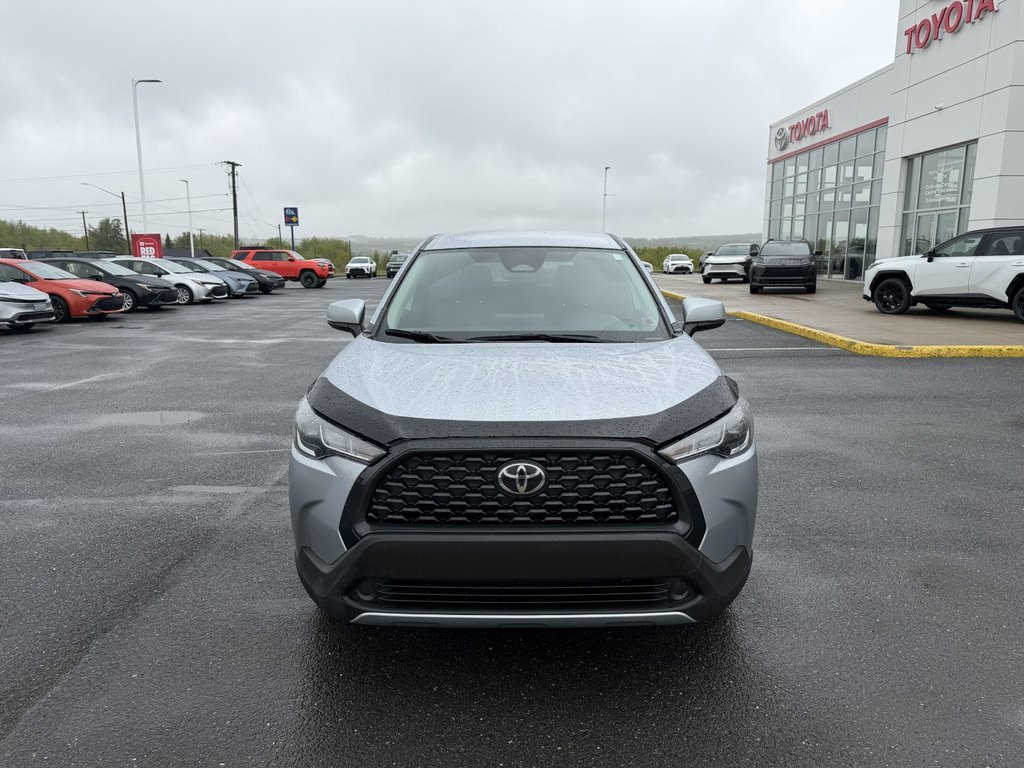 2023 Toyota Corolla Cross LE in Grand Falls, New Brunswick - 8 - w1024h768px