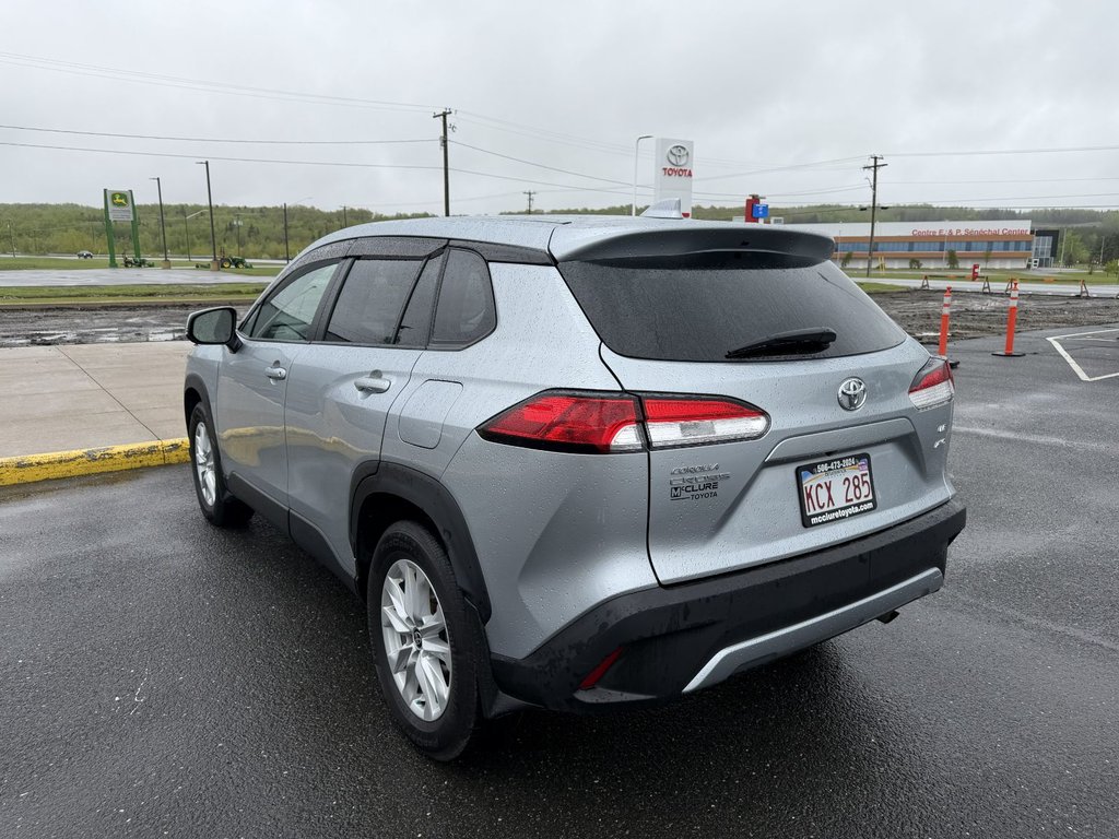 2023 Toyota Corolla Cross LE in Grand Falls, New Brunswick - 5 - w1024h768px