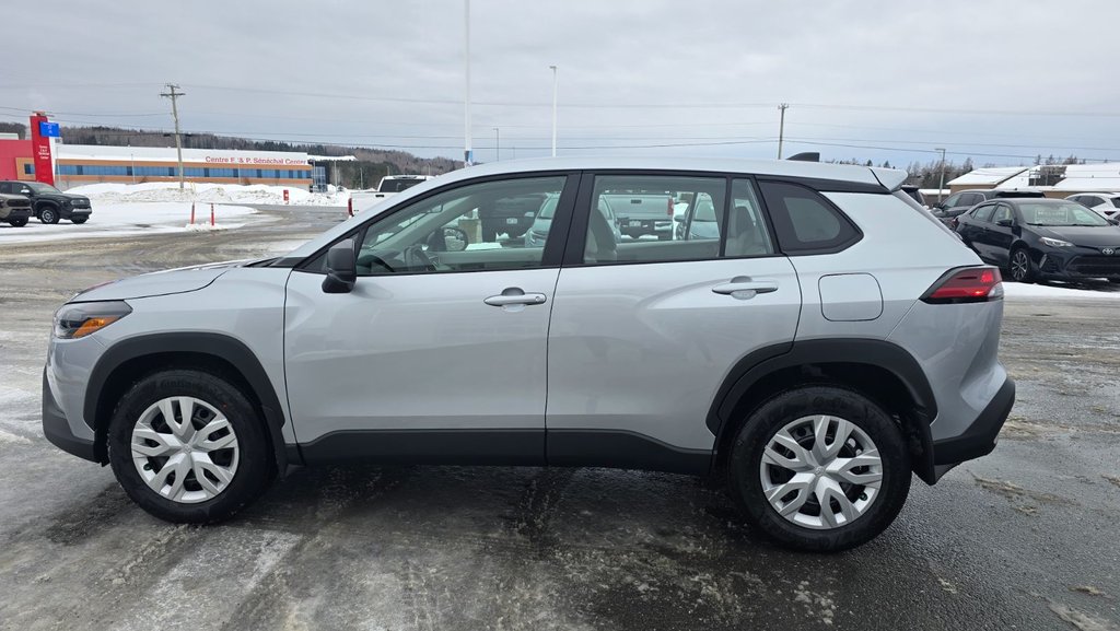 Toyota Corolla Cross L 2026 à Grand-Sault, Nouveau-Brunswick - 7 - w1024h768px
