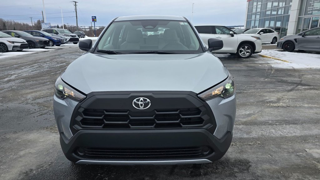 Toyota Corolla Cross L 2026 à Grand-Sault, Nouveau-Brunswick - 9 - w1024h768px