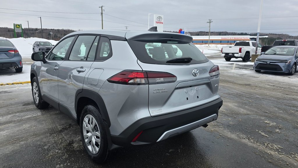 Toyota Corolla Cross L 2026 à Grand-Sault, Nouveau-Brunswick - 6 - w1024h768px
