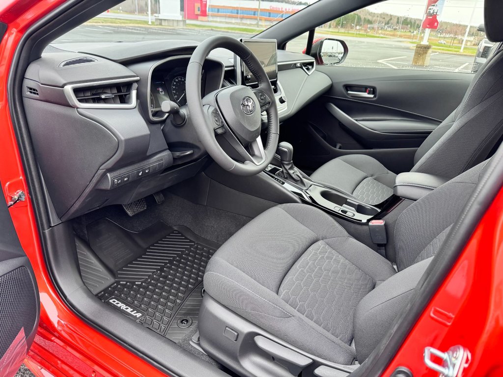 Toyota Corolla Hatchback SE UPGRADE 2025 à Grand-Sault, Nouveau-Brunswick - 14 - w1024h768px