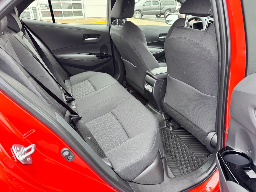 Toyota Corolla Hatchback SE UPGRADE 2025 à Grand-Sault, Nouveau-Brunswick - 11 - w1024h768px