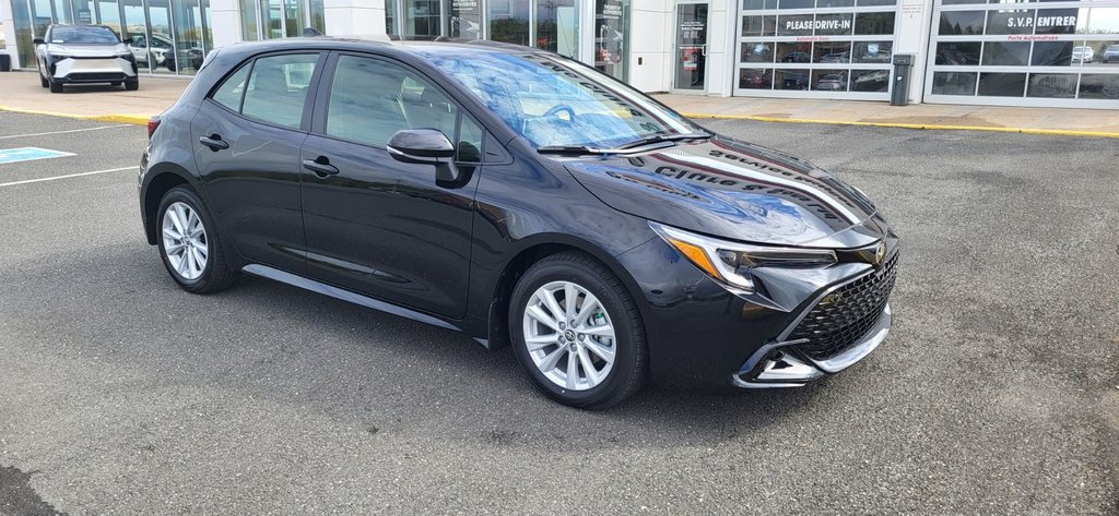 2025 Toyota Corolla Hatchback SE PLUS in Grand Falls, New Brunswick - 3 - w1024h768px