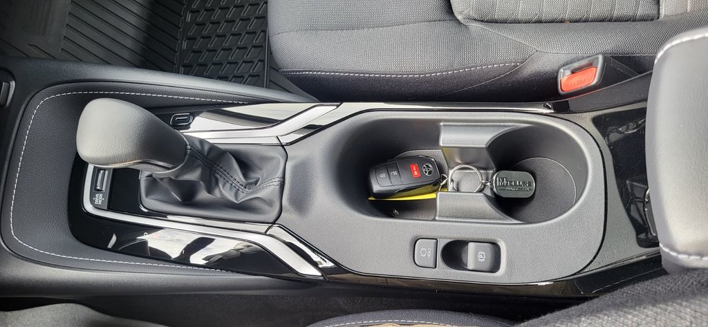 2025 Toyota Corolla Hatchback SE PLUS in Grand Falls, New Brunswick - 18 - w1024h768px