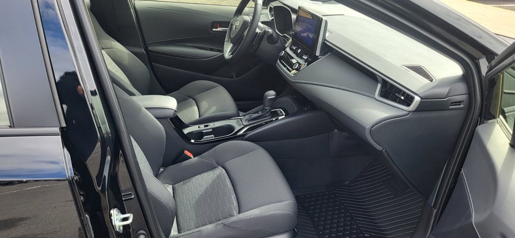 2025 Toyota Corolla Hatchback SE PLUS in Grand Falls, New Brunswick - 11 - w1024h768px