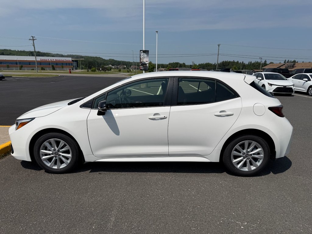 Toyota Corolla Hatchback SE 2026 à Grand-Sault, Nouveau-Brunswick - 6 - w1024h768px