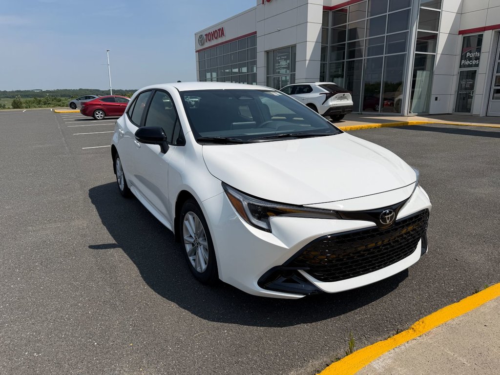 Toyota Corolla Hatchback SE 2026 à Grand-Sault, Nouveau-Brunswick - 9 - w1024h768px