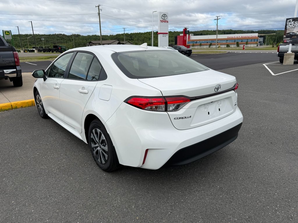 2026 Toyota Corolla Hybrid LE in Grand Falls, New Brunswick - 5 - w1024h768px