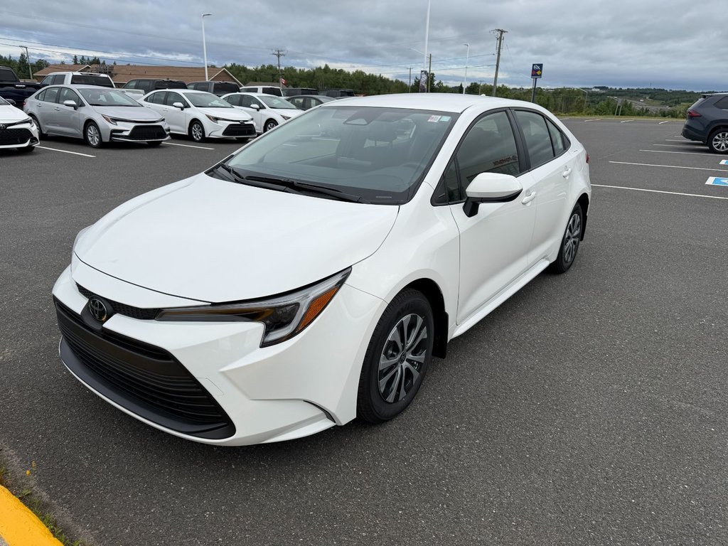 2026 Toyota Corolla Hybrid LE in Grand Falls, New Brunswick - 7 - w1024h768px