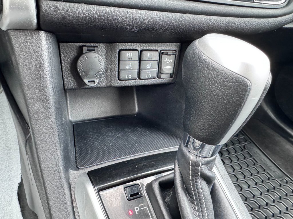 2017 Toyota Corolla LE in Grand Falls, New Brunswick - 16 - w1024h768px