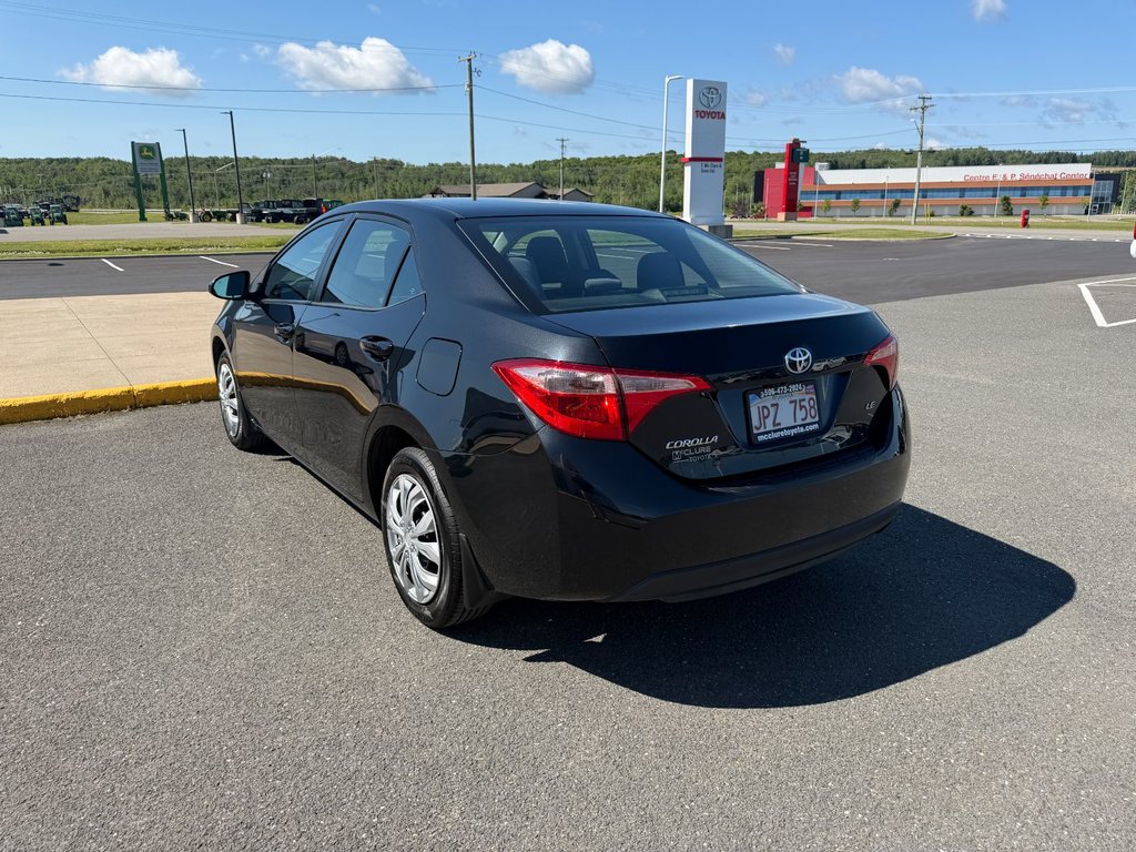 Toyota Corolla LE 2018 à Grand-Sault, Nouveau-Brunswick - 5 - w1024h768px