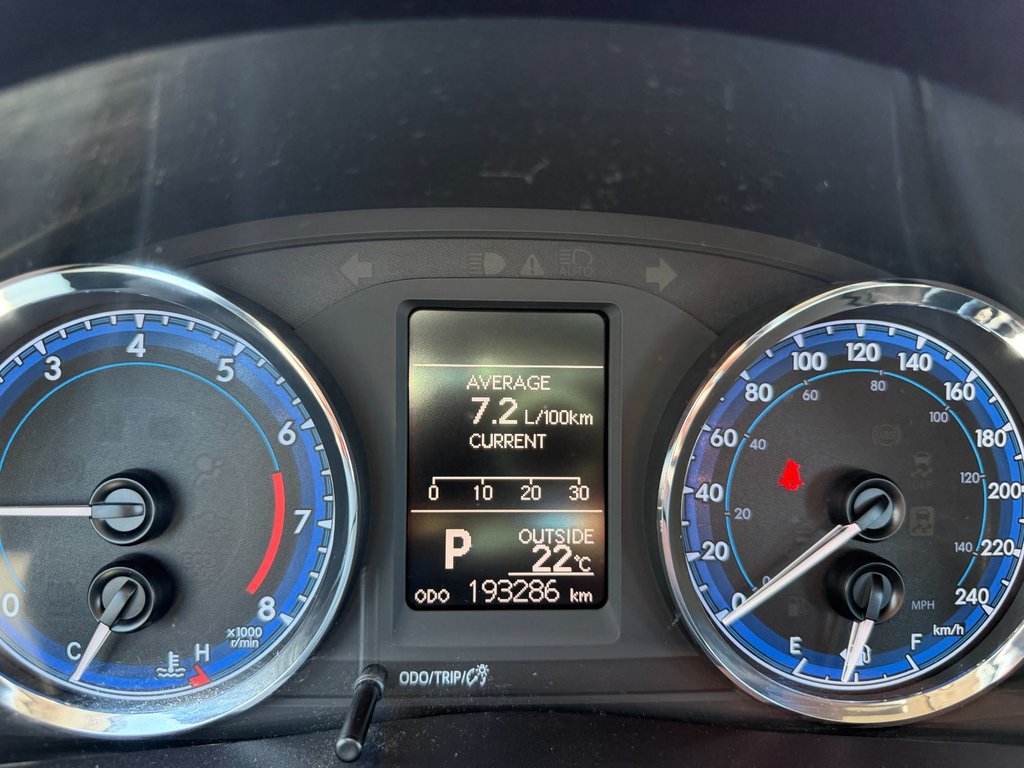 Toyota Corolla LE 2018 à Grand-Sault, Nouveau-Brunswick - 15 - w1024h768px