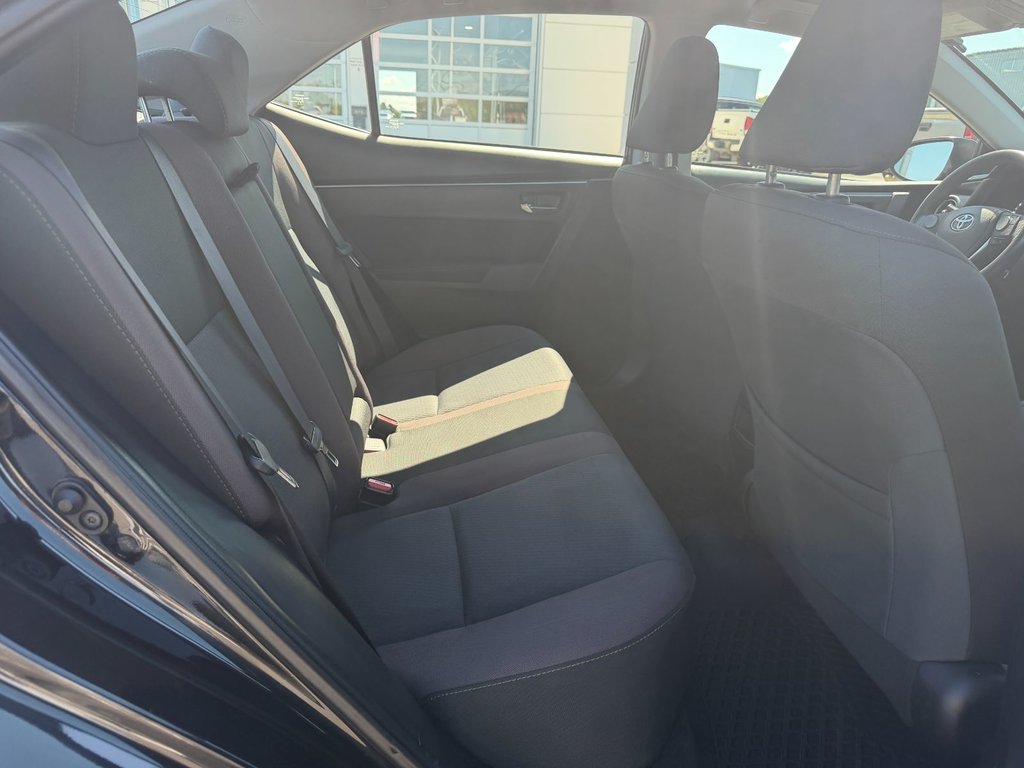 Toyota Corolla LE 2018 à Grand-Sault, Nouveau-Brunswick - 11 - w1024h768px