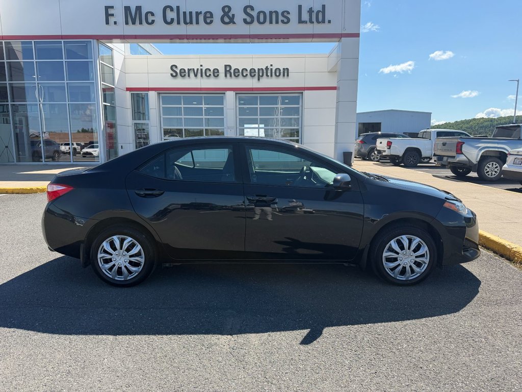 Toyota Corolla LE 2018 à Grand-Sault, Nouveau-Brunswick - 2 - w1024h768px