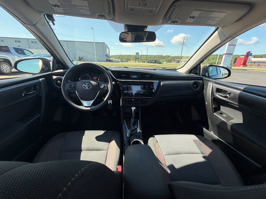 Toyota Corolla LE 2018 à Grand-Sault, Nouveau-Brunswick - 17 - w1024h768px