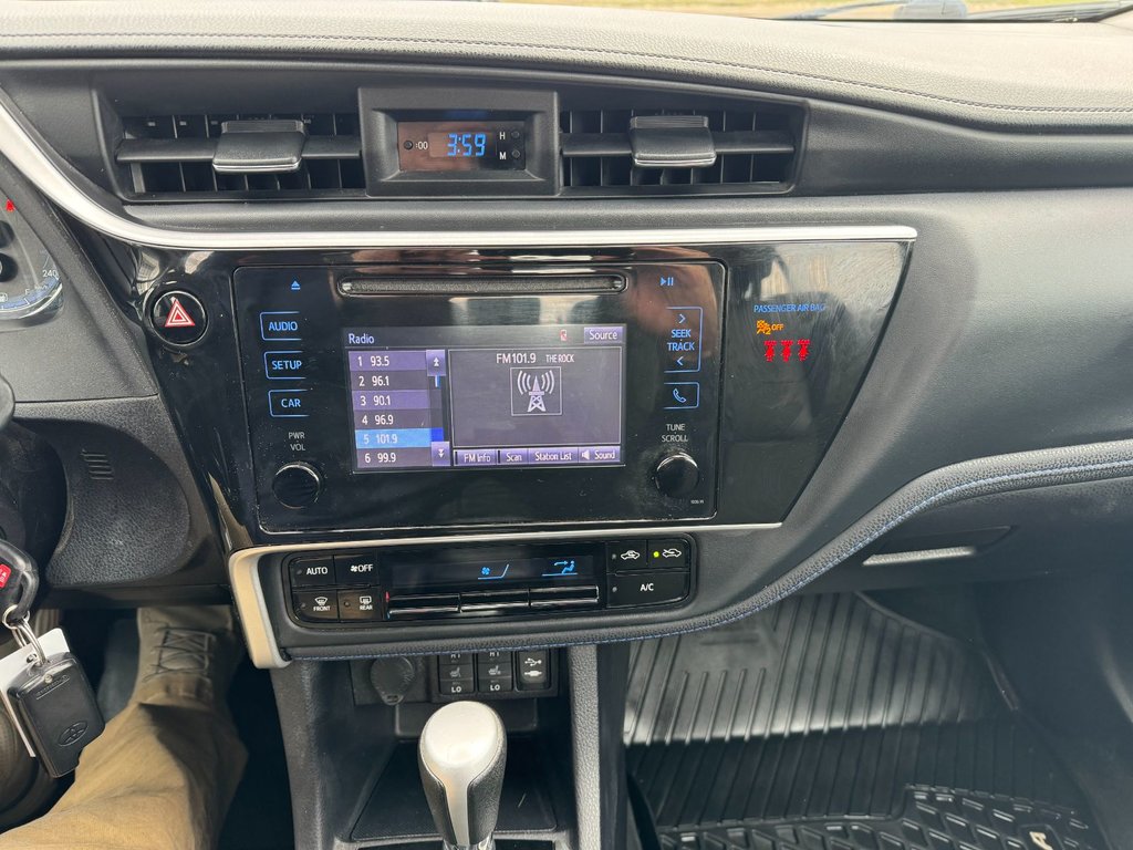 2019  Corolla SE in Grand Falls, New Brunswick - 17 - w1024h768px