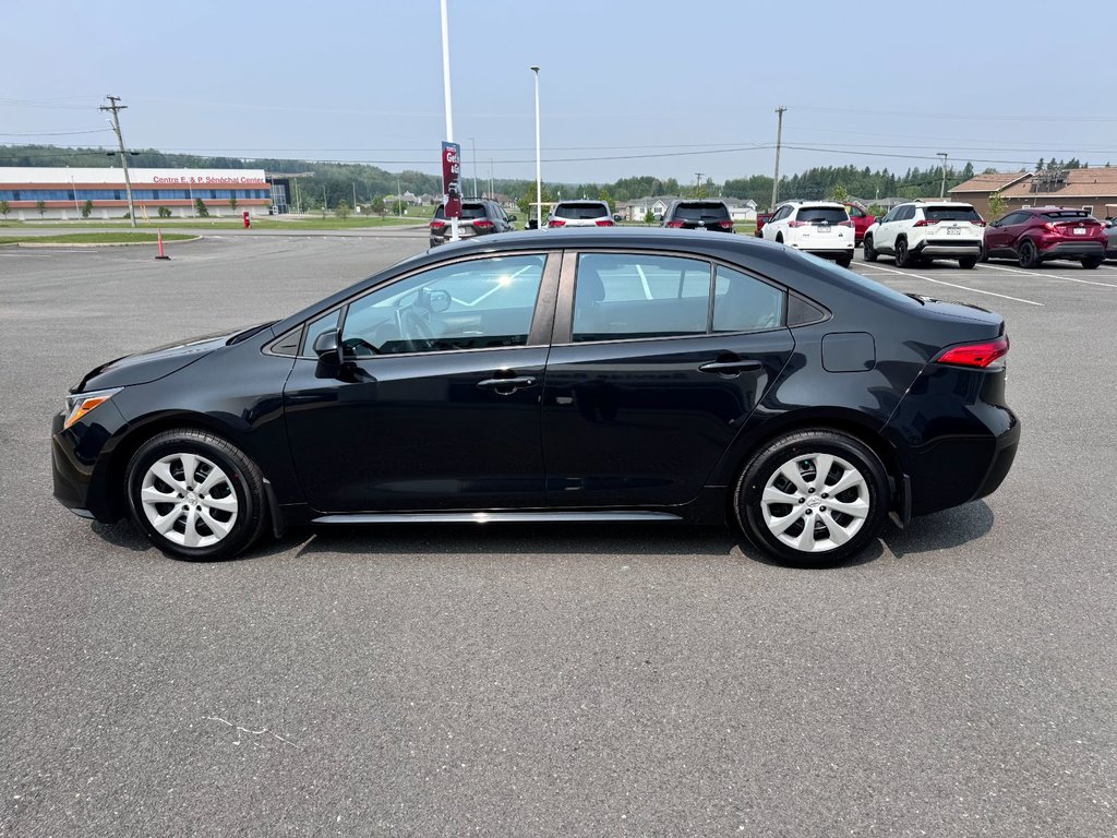 2020 Toyota Corolla LE in Grand Falls, New Brunswick - 6 - w1024h768px