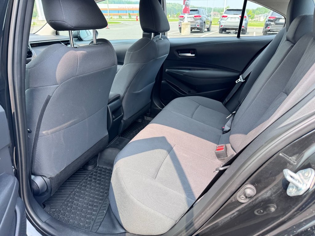2020 Toyota Corolla LE in Grand Falls, New Brunswick - 12 - w1024h768px