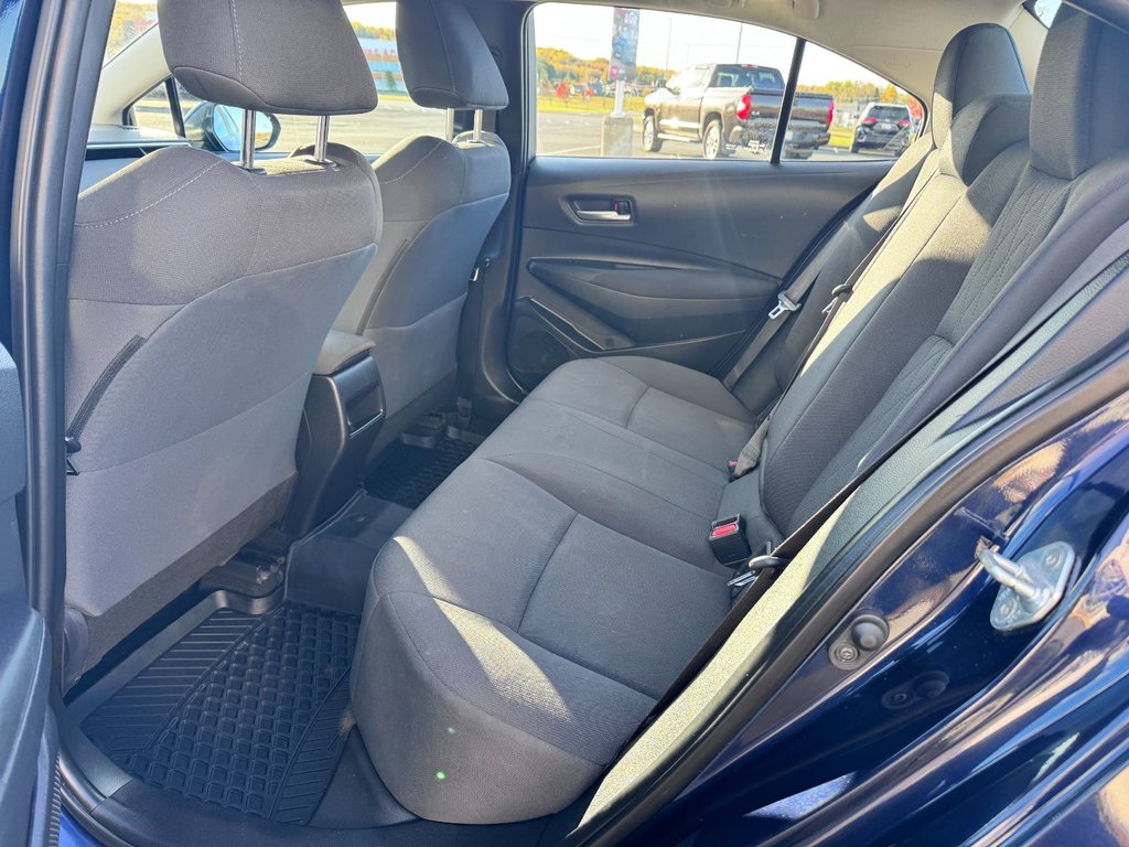 2020 Toyota Corolla LE in Grand Falls, New Brunswick - 12 - w1024h768px