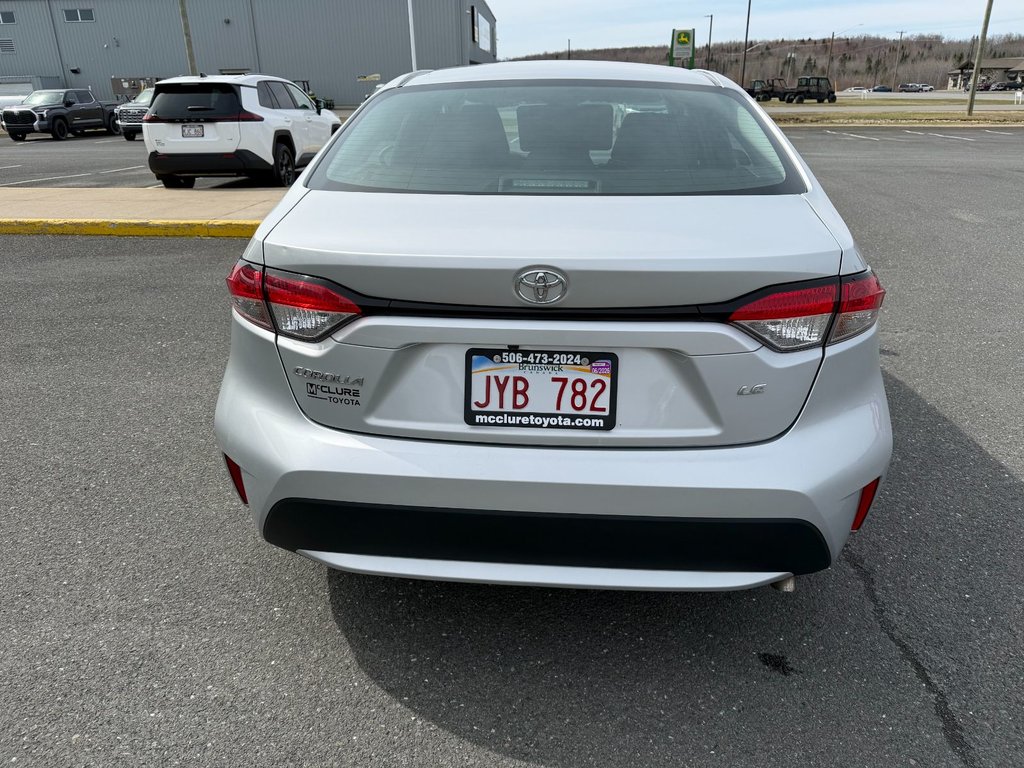 2021 Toyota Corolla LE in Grand Falls, New Brunswick - 4 - w1024h768px