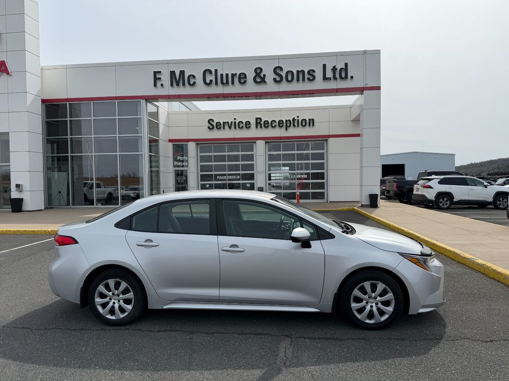 2021 Toyota Corolla LE in Grand Falls, New Brunswick - 2 - w1024h768px