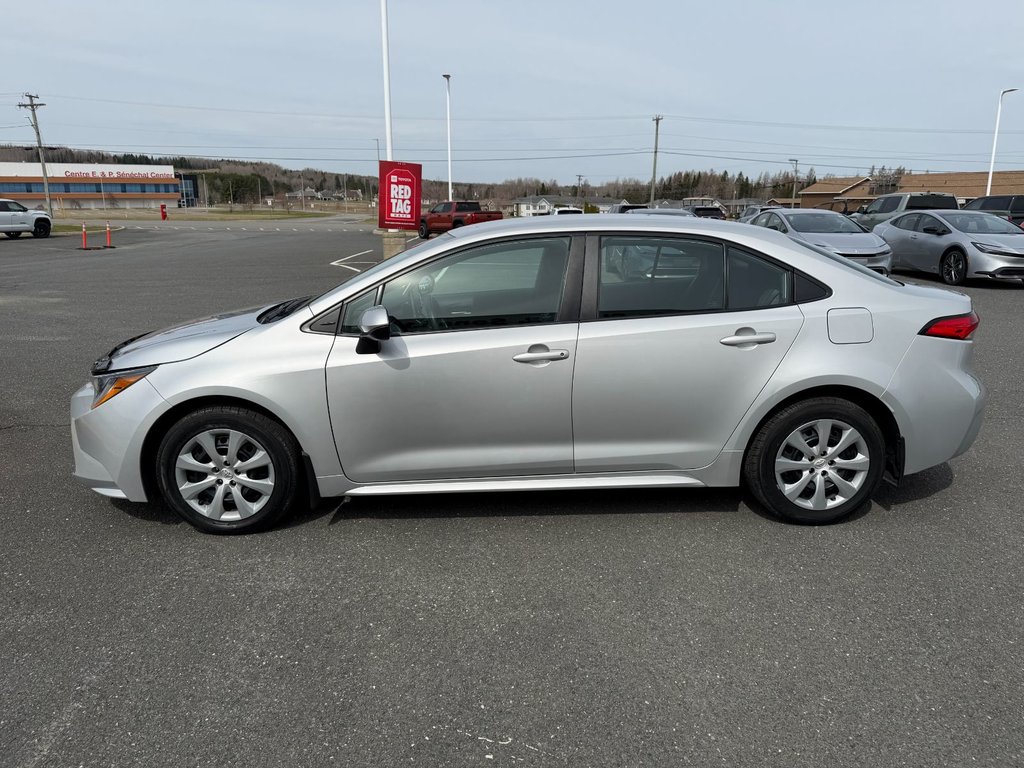 2021 Toyota Corolla LE in Grand Falls, New Brunswick - 6 - w1024h768px