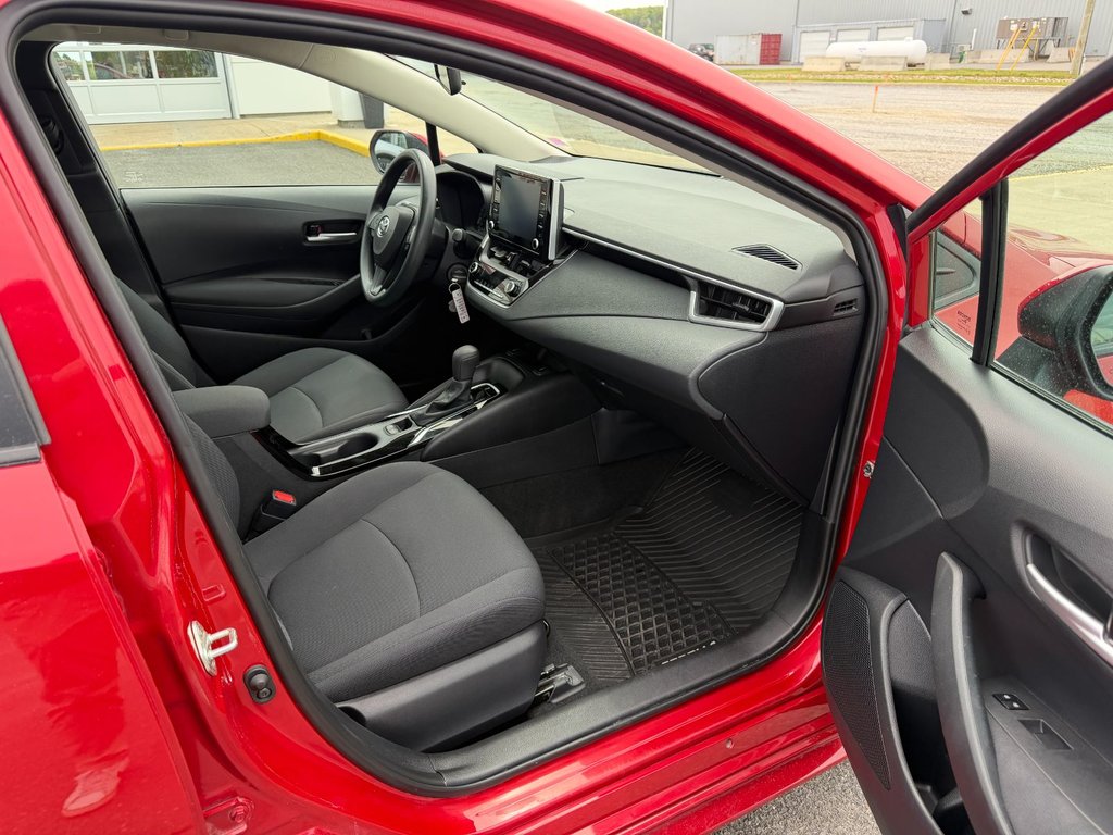 Toyota Corolla LE 2021 à Grand-Sault, Nouveau-Brunswick - 10 - w1024h768px