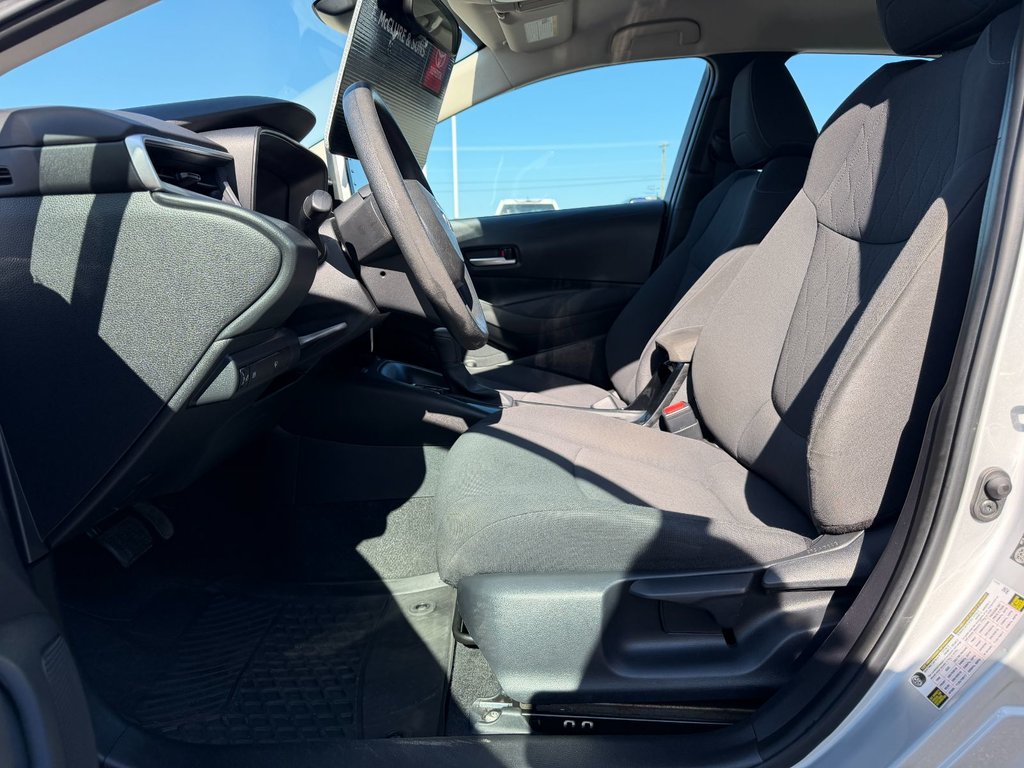 2021 Toyota Corolla LE in Grand Falls, New Brunswick - 12 - w1024h768px