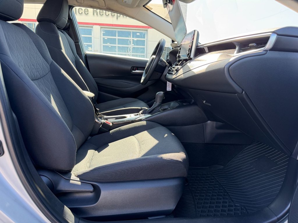 2021 Toyota Corolla LE in Grand Falls, New Brunswick - 9 - w1024h768px