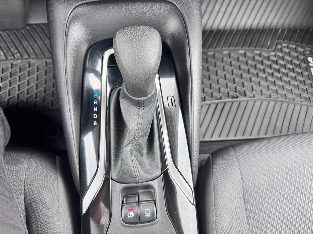 2022 Toyota Corolla LE in Grand Falls, New Brunswick - 18 - w1024h768px