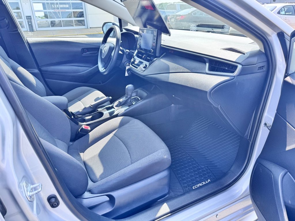 2022 Toyota Corolla LE in Grand Falls, New Brunswick - 10 - w1024h768px