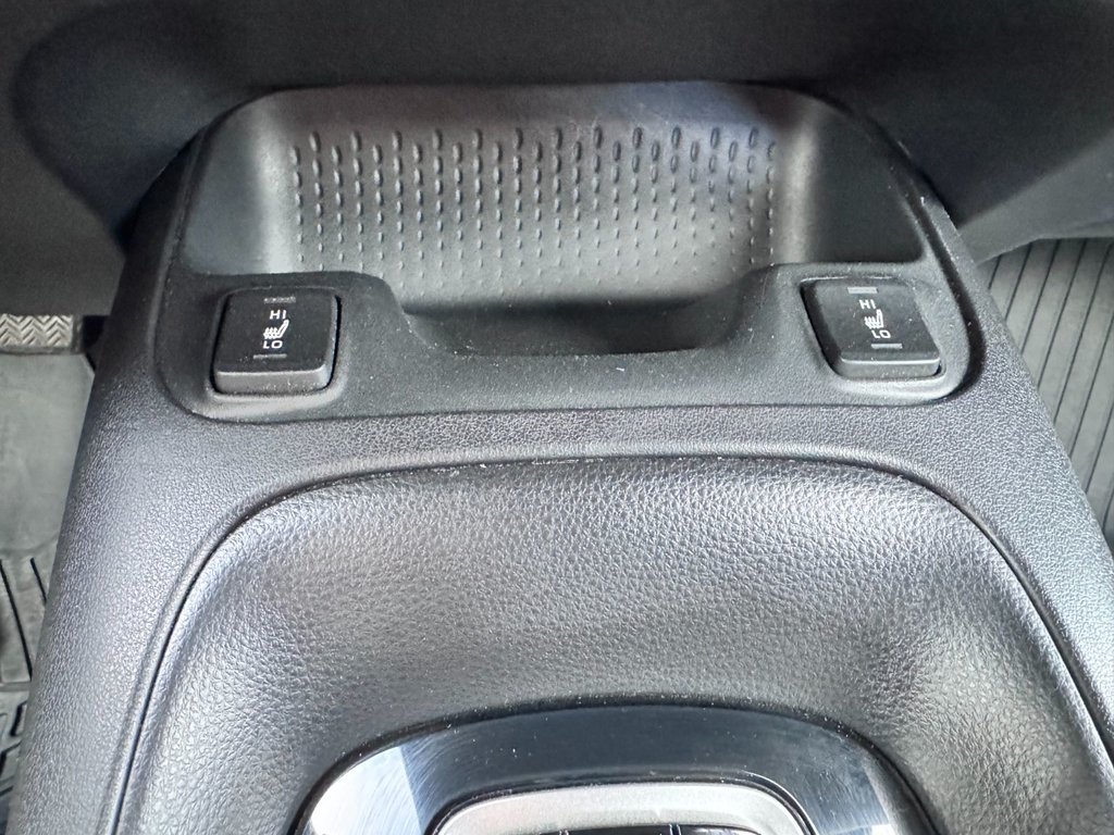 2022 Toyota Corolla SE in Grand Falls, New Brunswick - 16 - w1024h768px
