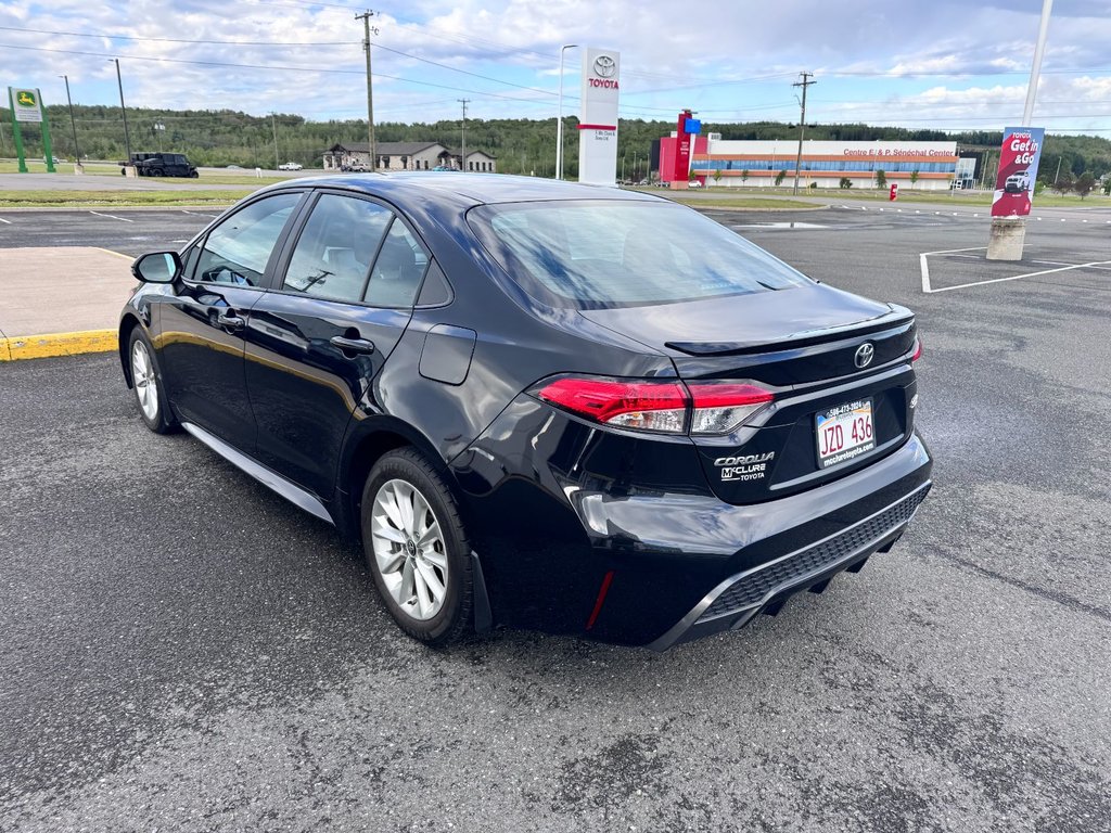 2022 Toyota Corolla SE in Grand Falls, New Brunswick - 5 - w1024h768px