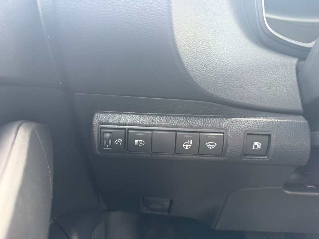 2025 Toyota Corolla LE AWD Hybrid in Grand Falls, New Brunswick - 15 - w1024h768px