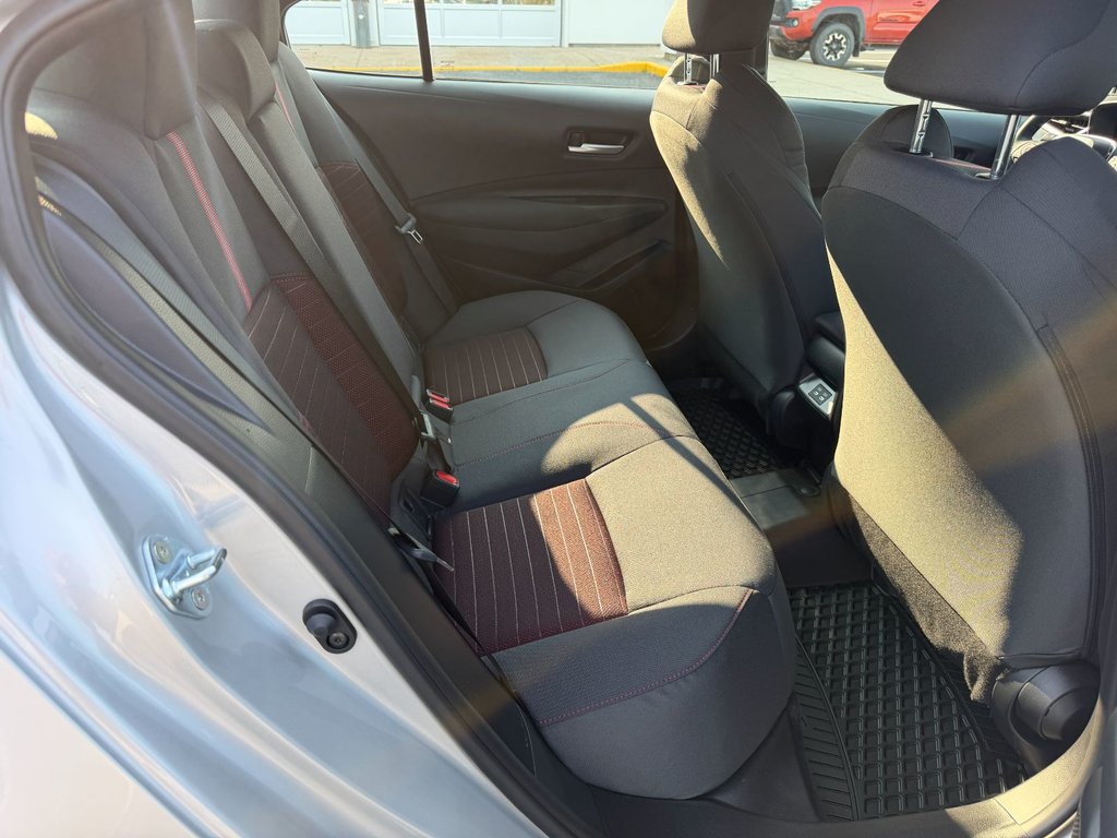 Toyota Corolla SE 2026 à Grand-Sault, Nouveau-Brunswick - 11 - w1024h768px