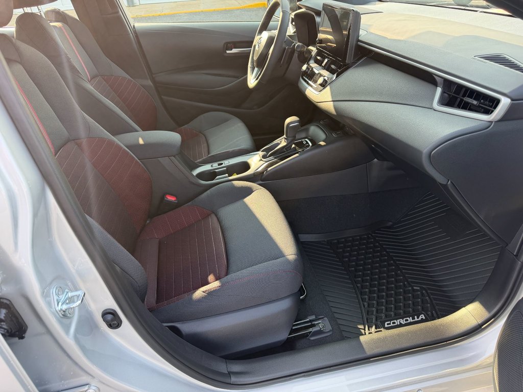 Toyota Corolla SE 2026 à Grand-Sault, Nouveau-Brunswick - 10 - w1024h768px
