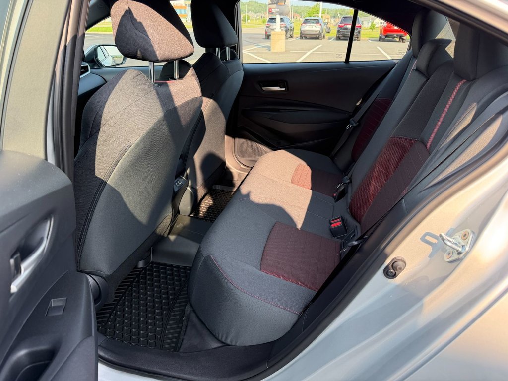 Toyota Corolla SE 2026 à Grand-Sault, Nouveau-Brunswick - 12 - w1024h768px