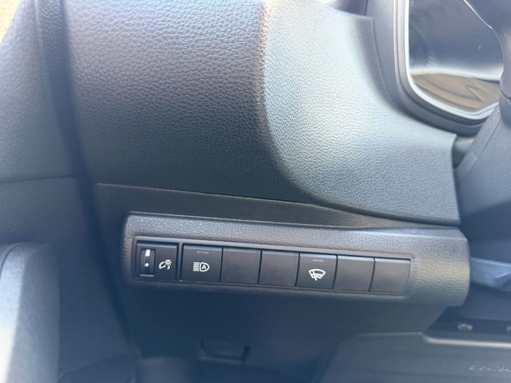 Toyota Corolla LE 2026 à Grand-Sault, Nouveau-Brunswick - 14 - w1024h768px